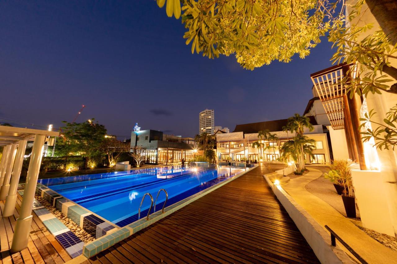 Kochira Hotell HHQ Exteriör bild